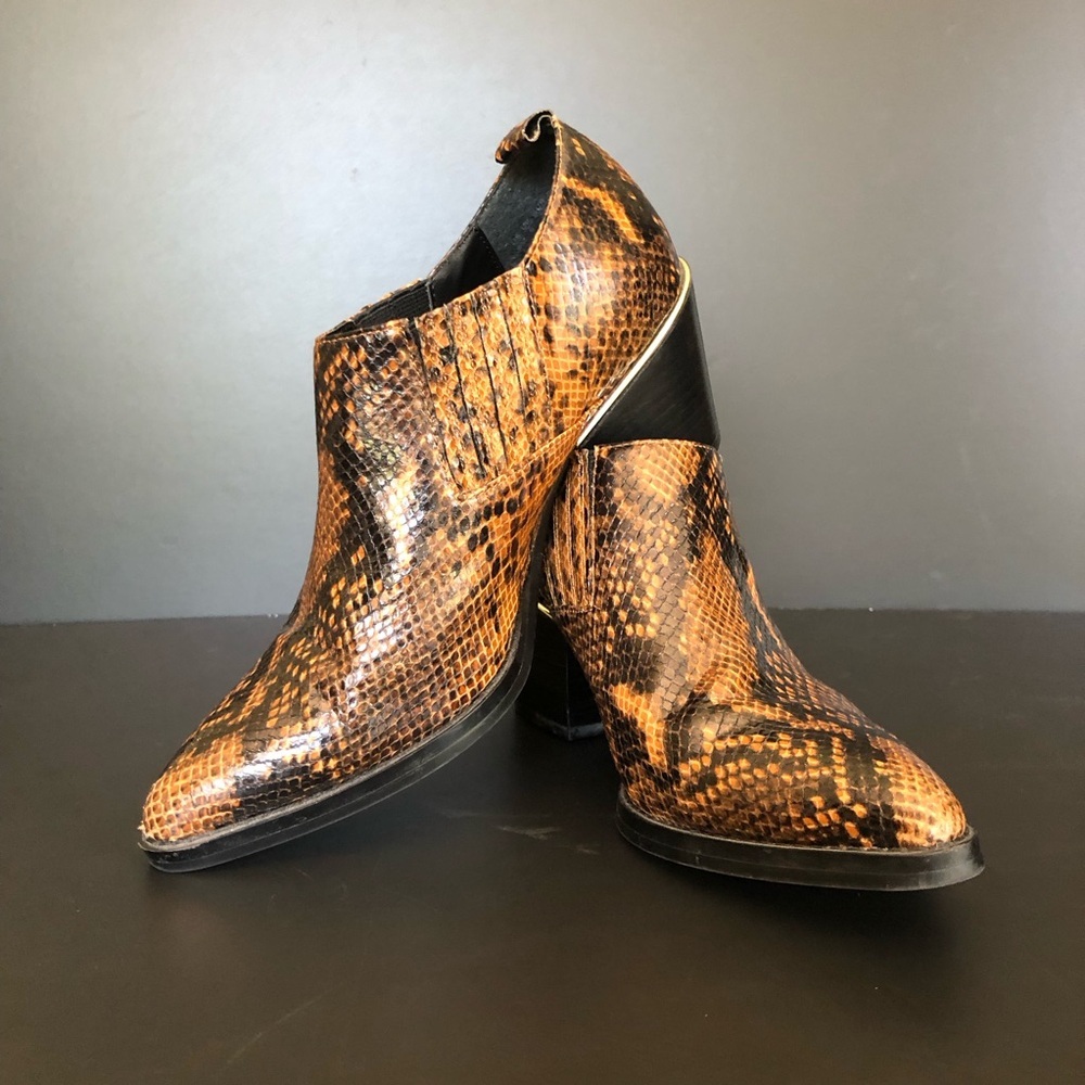 Bleecker & Bond Snakeskin Bootie Women’s Size 8M Brown‎ Ankle Western Cowgirl - Picture 3 of 8